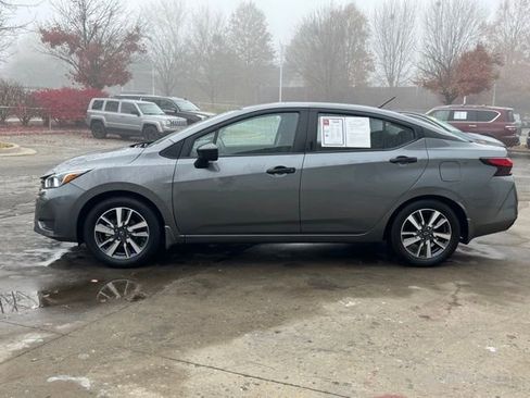 Used 2024 Nissan Versa S w/ S Plus Package image 4