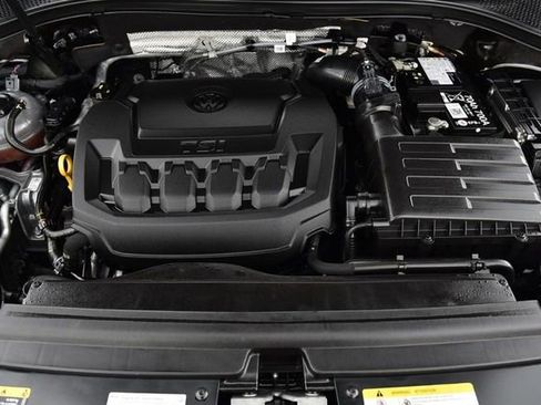 Certified 2024 Volkswagen Tiguan SE AWD/4WD image 27