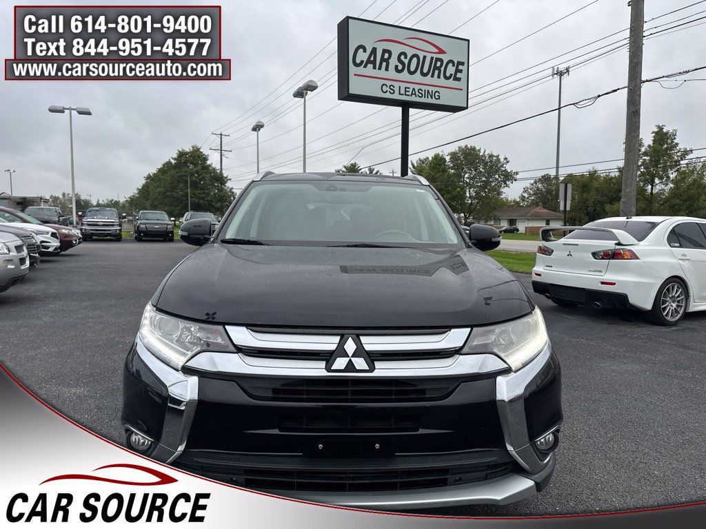 Used 2017 Mitsubishi Outlander SEL FWD image 11