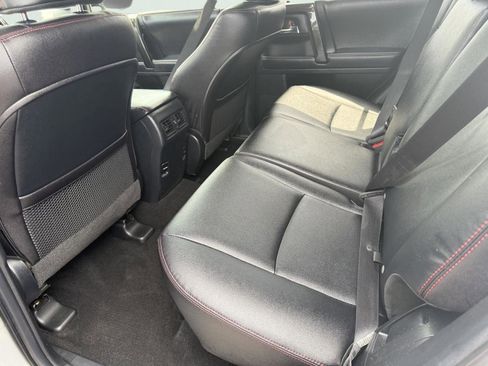 Used 2018 Toyota 4Runner TRD Off-Road Premium w/ TRD Performance Package image 28