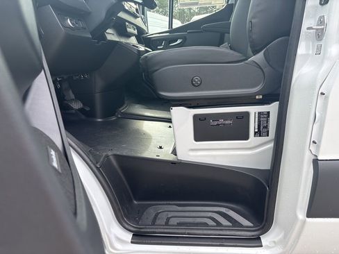 New 2026 Mercedes-Benz Sprinter 2500 image 42