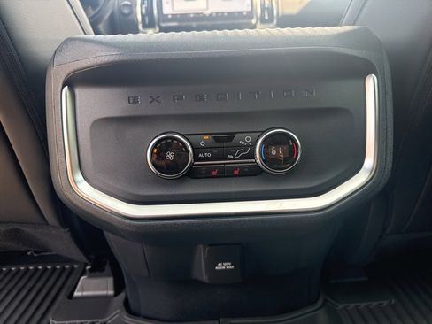 New 2025 Ford Expedition Tremor image 27