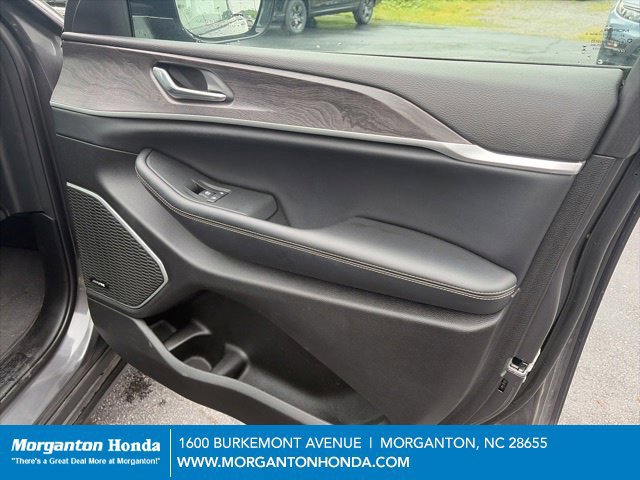 Used 2024 Jeep Grand Cherokee Limited 4xe AWD/4WD image 30