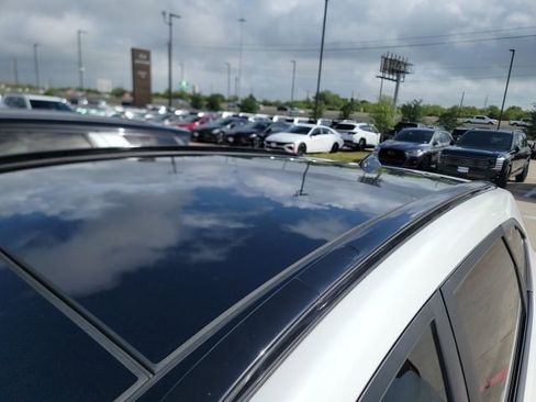 Used 2018 Hyundai Tucson Limited w/ Ultimate Package 02 FWD image 3