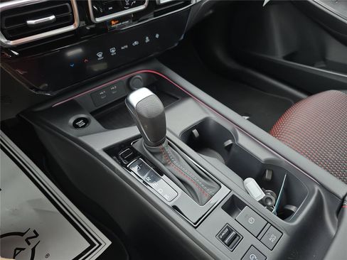 New 2026 Nissan Sentra SR w/ Floor Mat Package FWD image 26