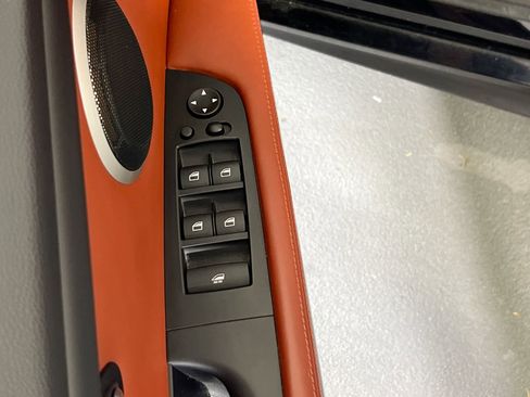 Used 2013 BMW M3 Convertible image 17