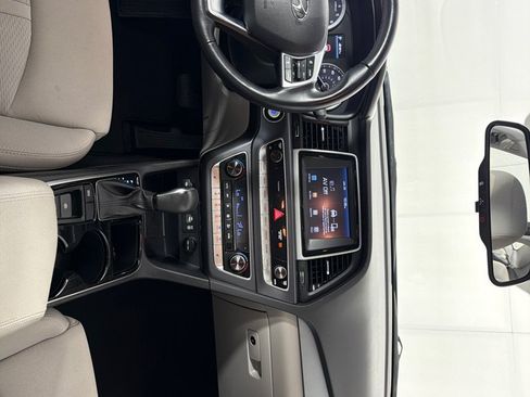 Used 2018 Hyundai Sonata SEL w/ Tech Package 04 FWD image 24