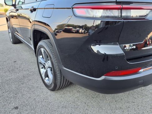 New 2025 Jeep Grand Cherokee L Limited w/ Luxury Tech Group II image 20