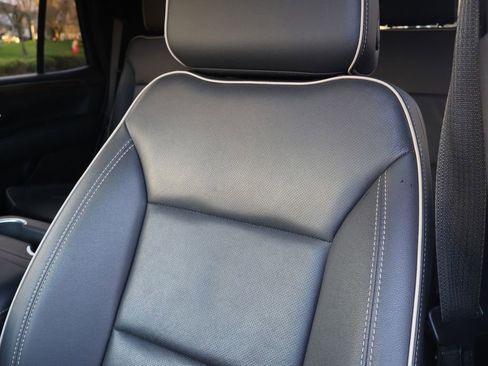 Used 2024 Chevrolet Tahoe Premier image 21