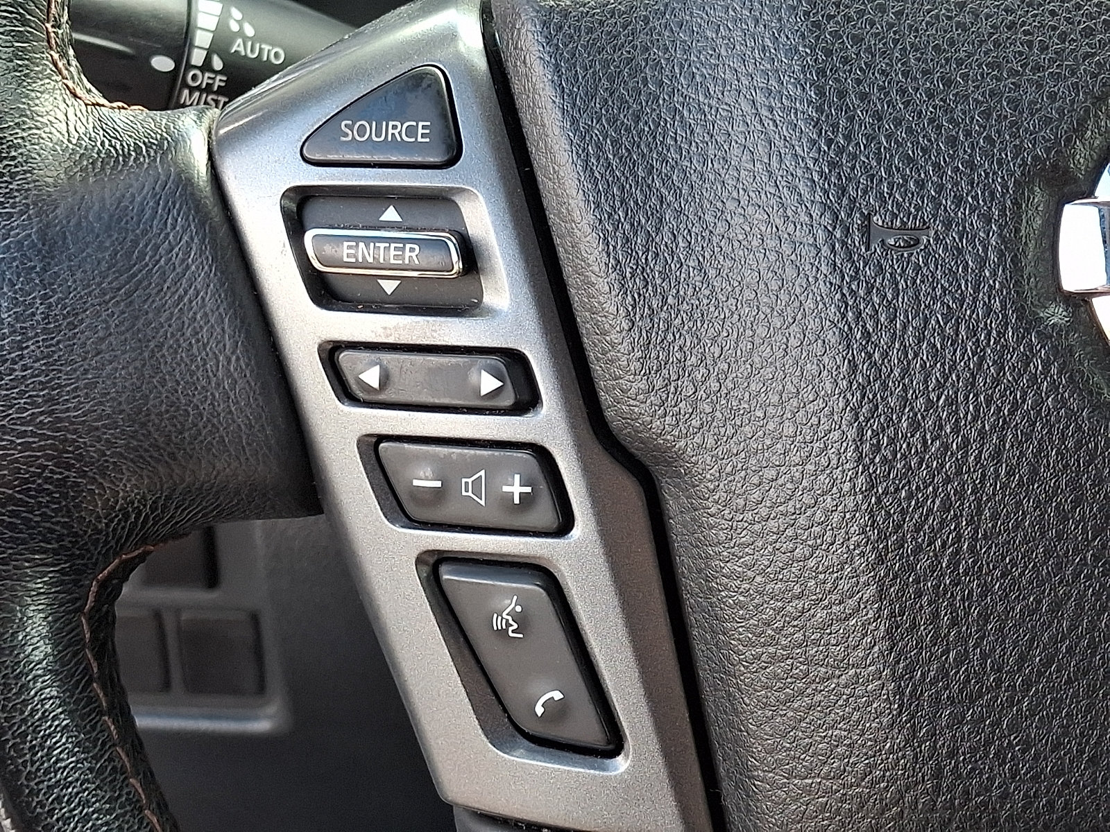 Used 2019 Nissan Titan Platinum Reserve w/ Platinum Utility Package AWD/4WD image 23