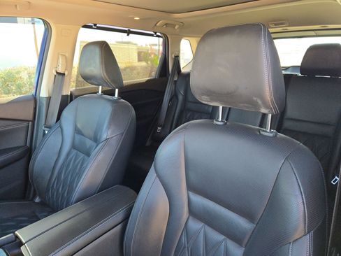 Used 2021 Nissan Rogue Platinum image 9