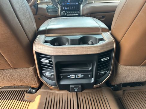 Used 2023 RAM 3500 Limited AWD/4WD image 27