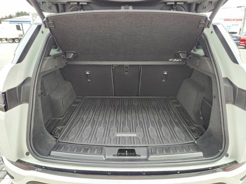 Certified 2024 Land Rover Range Rover Evoque S image 8