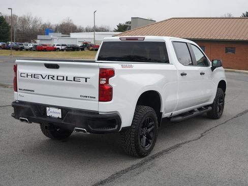 New 2026 Chevrolet Silverado 1500 Custom Trail Boss w/ LPO, Dark Essentials Package image 3