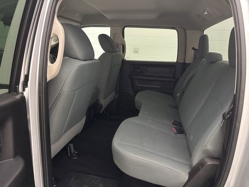 Used 2018 RAM 3500 Tradesman w/ Chrome Appearance Group image 27