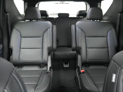 New 2026 Chevrolet Traverse LT w/ Driver Confidence Package AWD/4WD image 29