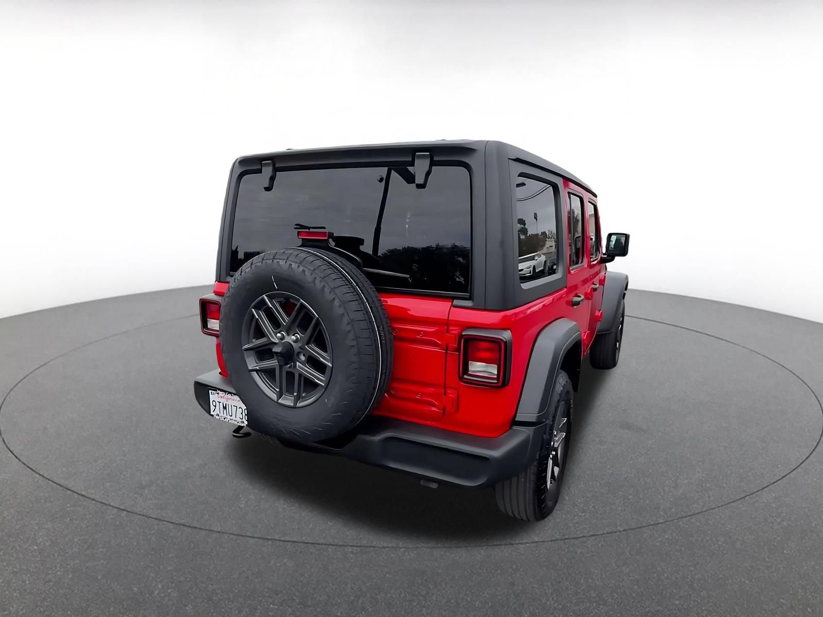 Used 2025 Jeep Wrangler Unlimited Sport AWD/4WD image 14