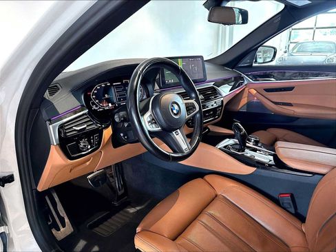 Used 2023 BMW M550i xDrive w/ Executive Package AWD/4WD image 7