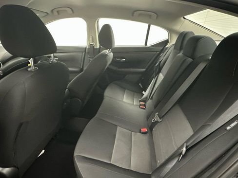 New 2025 Nissan Sentra SR w/ Midnight Edition image 10