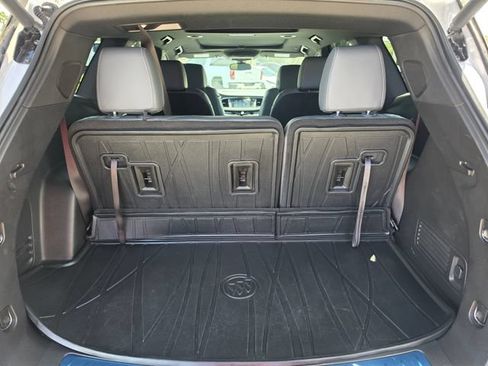 Used 2024 Buick Enclave Essence w/ Experience Buick Package AWD/4WD image 31