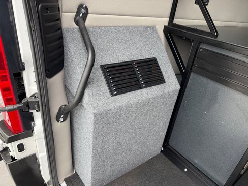 Used 2021 RAM ProMaster 1500 FWD image 18