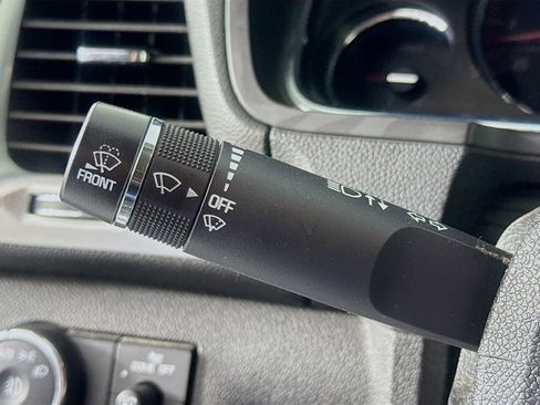 Used 2017 GMC Acadia Limited SLT image 12