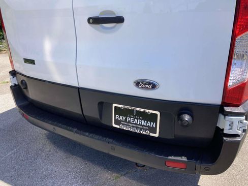Used 2020 Ford Transit 250 Medium Roof w/ Load Area Protection Package RWD image 4