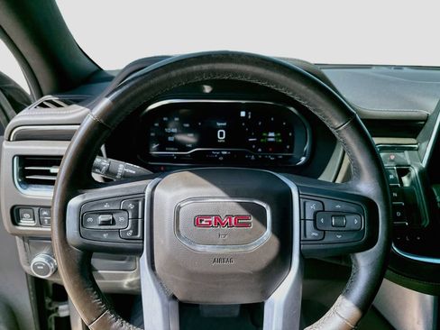 Used 2022 GMC Yukon SLT w/ SLT Premium Package RWD image 14