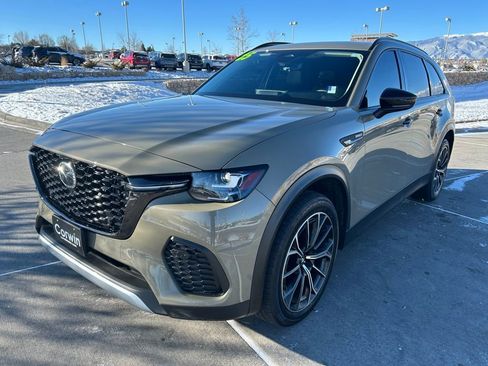 Used 2025 MAZDA CX-70 Plug-In Hybrid w/ Premium Pkg image 3