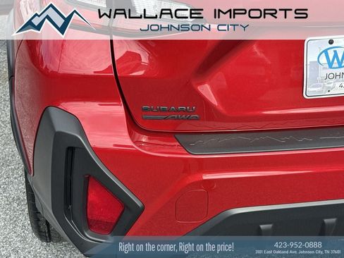 Used 2026 Subaru Crosstrek 2.5i Premium AWD/4WD image 3