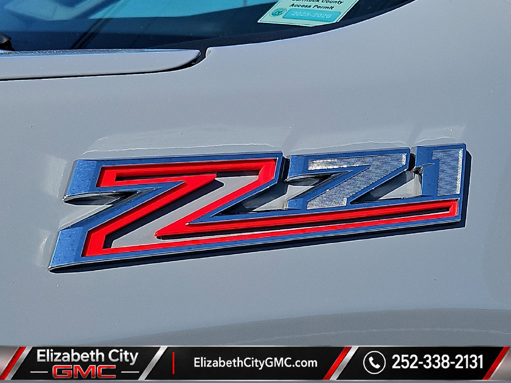 Used 2024 Chevrolet Silverado 1500 RST w/ Z71 Off-Road Package AWD/4WD image 32