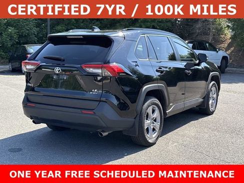Used 2025 Toyota RAV4 LE AWD/4WD image 2