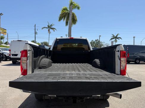 Used 2021 Ford F250 XL w/ Power Equipment Group AWD/4WD image 7