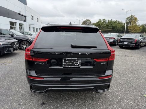 Used 2024 Volvo XC60 B5 Plus w/ Climate Package image 9
