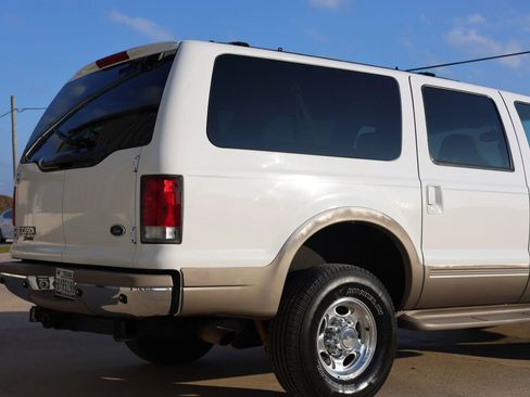 Used 2001 Ford Excursion Limited image 4
