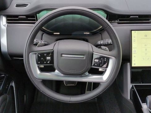 New 2026 Land Rover Range Rover Long Wheelbase SE image 25