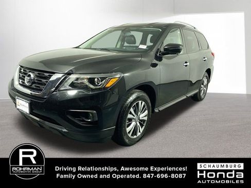 Used 2020 Nissan Pathfinder SL image 2