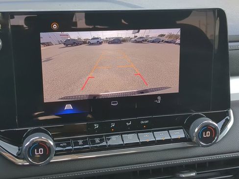 Used 2023 Chevrolet Colorado LT w/ LT Convenience Package image 26