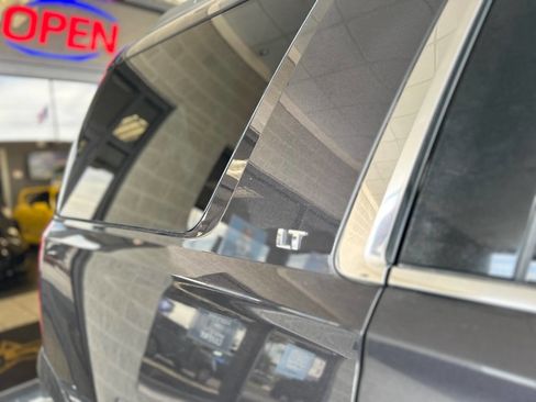 Used 2015 Chevrolet Tahoe LT w/ Luxury Package AWD/4WD image 26