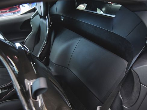 Used 2022 Ferrari SF90 Stradale image 23