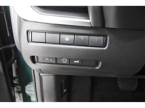 New 2026 Nissan Rogue SV image 17