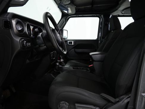 Used 2022 Jeep Wrangler Unlimited Sport AWD/4WD image 9