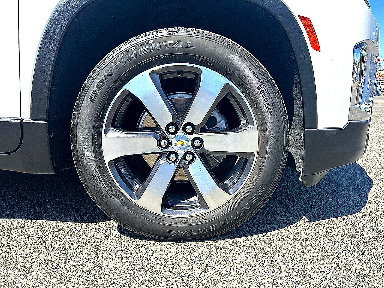 Used 2023 Chevrolet Traverse LT w/ LT Premium Package FWD image 29