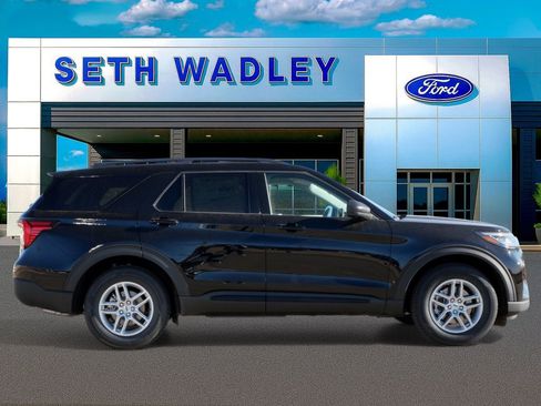 New 2026 Ford Explorer Active w/ Active Comfort Package RWD image 2