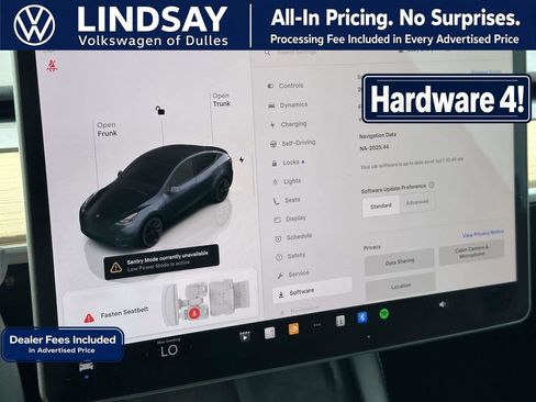Used 2024 Tesla Model Y Long Range AWD/4WD image 24