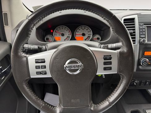 Used 2019 Nissan Frontier PRO-4X image 15