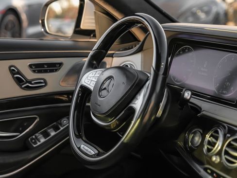 Used 2016 Mercedes-Benz S 550 Sedan image 10