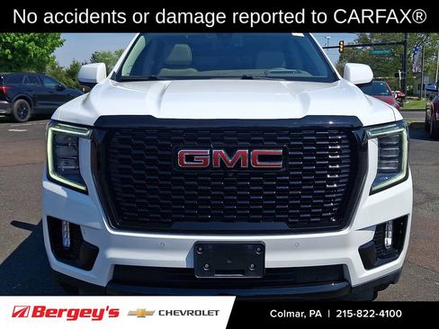 Used 2022 GMC Yukon Denali AWD/4WD image 2