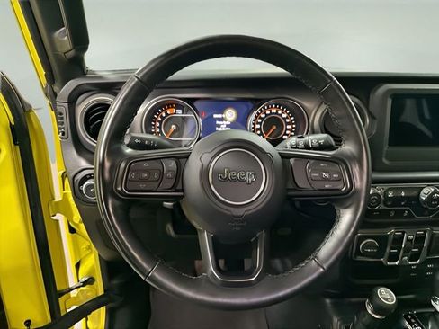 Used 2023 Jeep Wrangler Willys image 15
