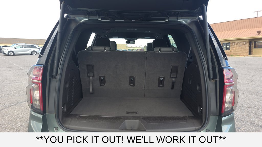 Used 2024 Chevrolet Tahoe LT RWD image 9
